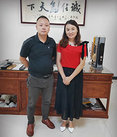 感謝塑膠行業(yè)劉總對華企立方的信任與認(rèn)可，我們定全力以赴，不負(fù)使命，幫您把網(wǎng)絡(luò)營銷落地。